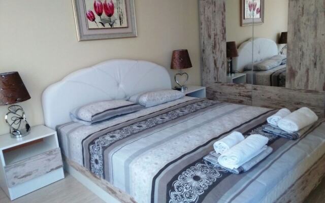 Apartments in Admiral Plaza Aparthotel