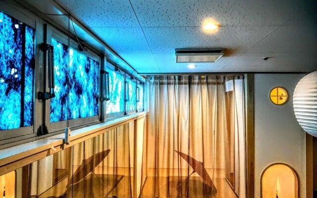 SEACRET BASE EBISUTEI SOUZOU with SAKE BAR - Hostel
