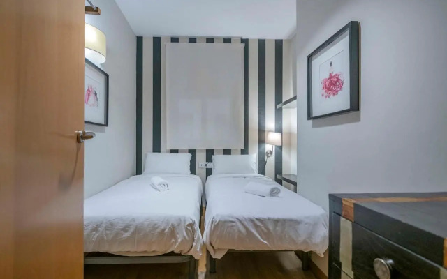 Modern and bright apartment in Eixample 1-2