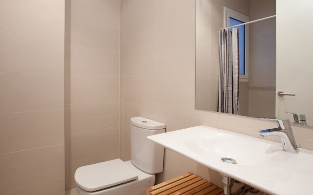Spacious and Modern Apartment