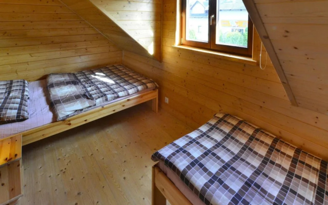 Terraced Houses Close to the Beach, Sianozety