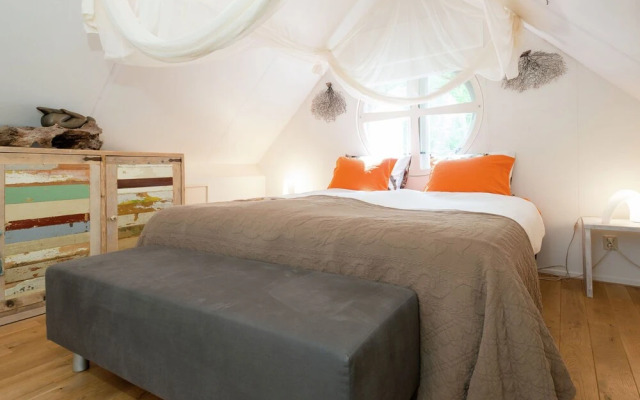 Cozy Countryside Escape in Dalfsen