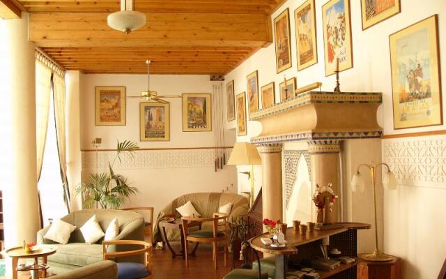 Riad Moucharabieh