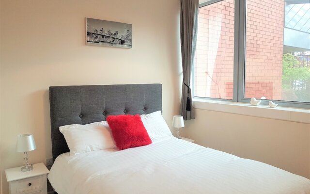 MK City Centre 2 Bed Serviced Apartment