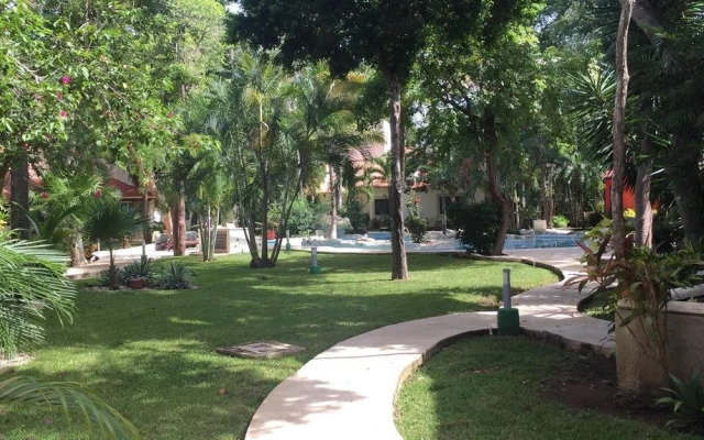 Latinos Luxury Suites