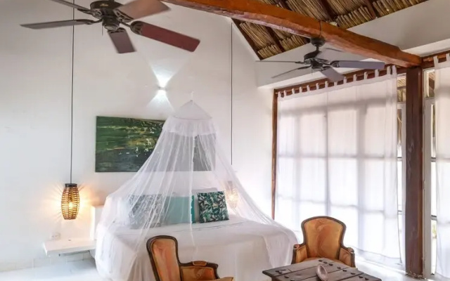 Hotel Coralina Island
