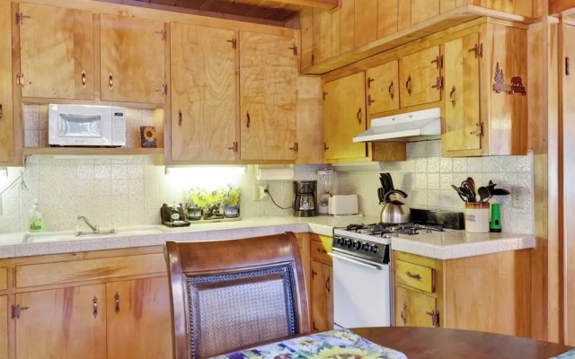 Paradise IN Cedar #2095