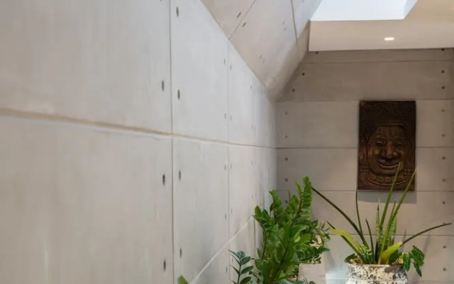 Gamay 3-bedroom Villa With Beach Access