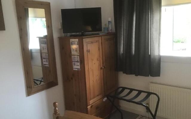 Alba Bed  Breakfast