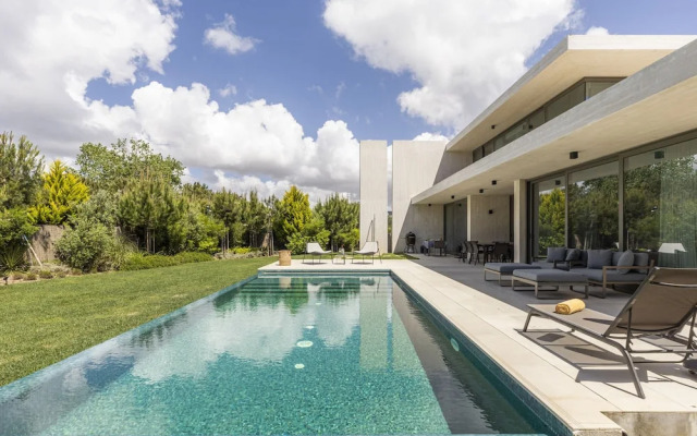 Troia Design Villa by Cadenzalux