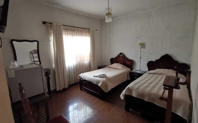 Hostal Gobernador