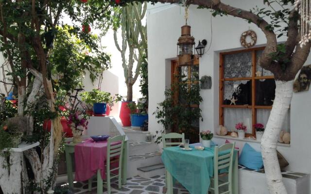 Arian Hotel