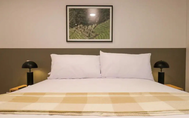 w Elegant 2BR w Spacious Terrace in Miraflores