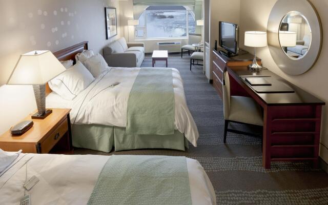 Niagara Fallsview Hotel Suites