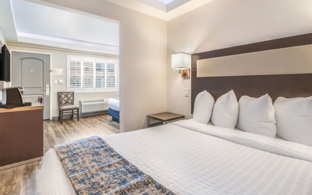 Inn at 50 at Long Beach Convention Center