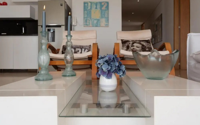 Centric 4 BR w Spacious Rooms Centro Amurallado by Huespedia - Hotel in Картахена - Photo 2