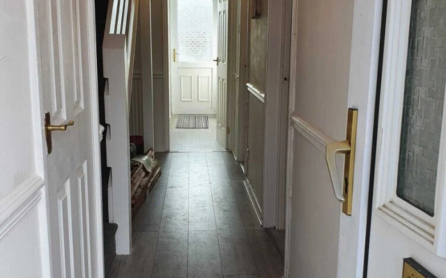 Bv Luxury Spacious 3 Bedroom House At Isaac Close