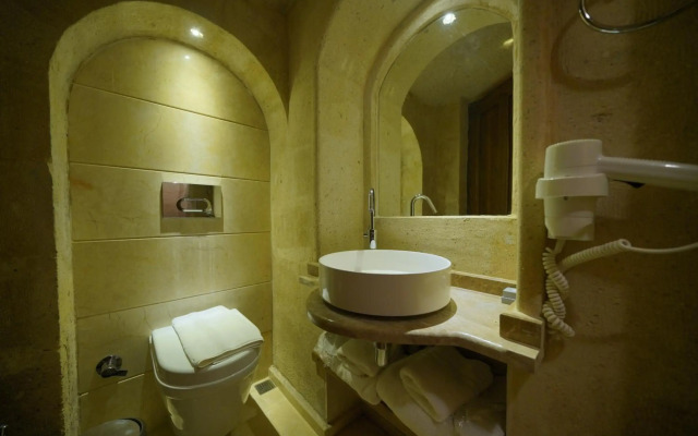 Maya Cave Hotel