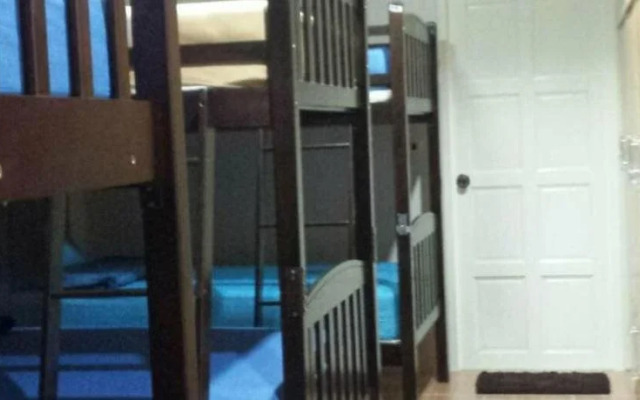 Sairee Center Guesthouse