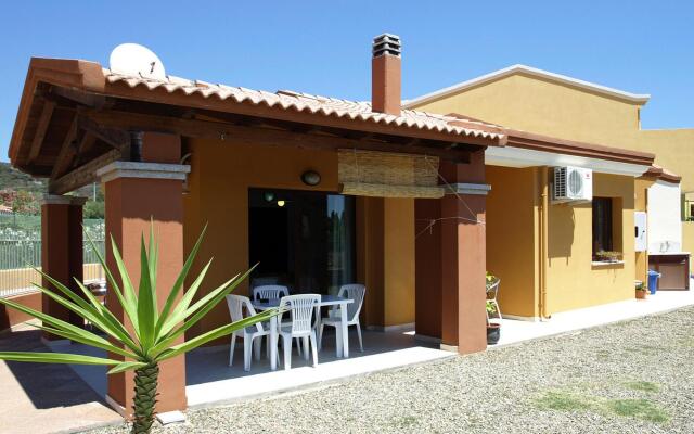 Apartment in Villaputzu with garden