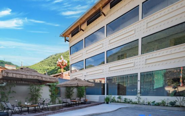 Shiguang Yayuan Homestay (Jiuzhaigou's Eternal Love)