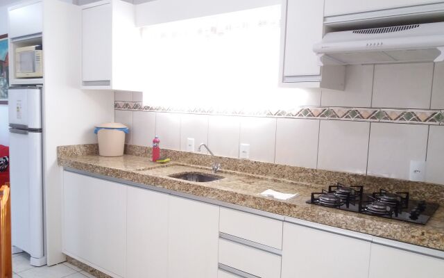 Residencial Vista Bela - Rua Tainha 525 Centro Bombinhas SC - Acesso a 4 Ilhas