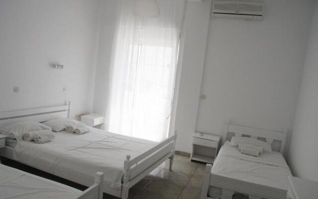 Armadoros Hotel Ios Backpackers