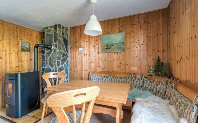 Comely Holiday Home in Güntersberge near Forest