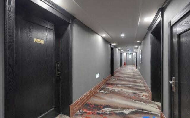 Reese Hotel