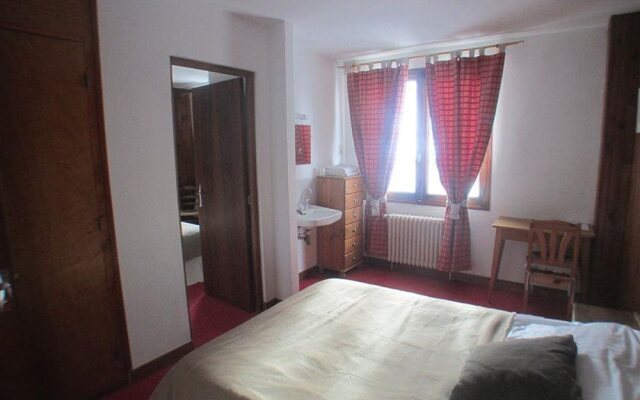 Apun Hotel Budget
