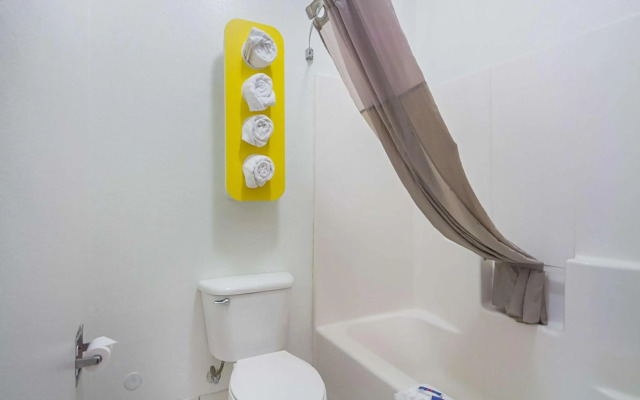 Motel 6 Dallas - Irving DFW Airport South