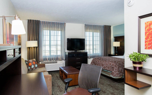 Staybridge Suites Lincoln Northeast by IHG