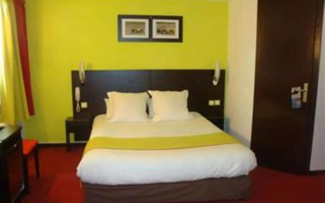 KYRIAD MONTLUCON - Saint Victor