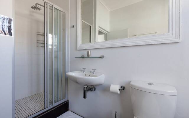 Polana Court 12 by CTHA