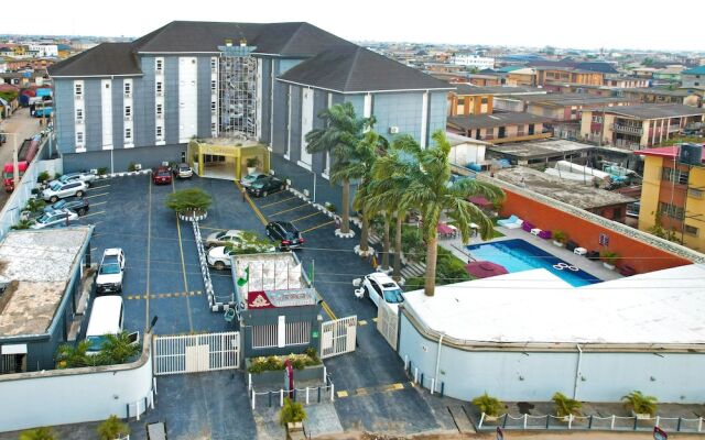La Regia Airport Hotel