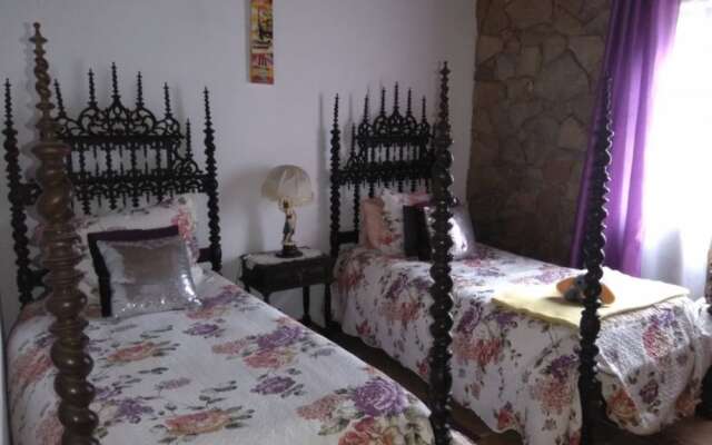 House - 3 Bedrooms with Pool and WiFi - 107434