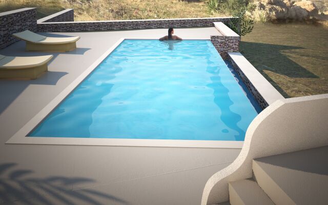 Blu August