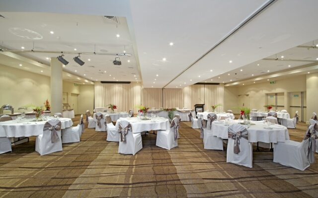 Oaks Hervey Bay Resort and Spa