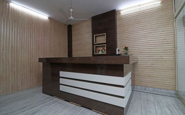 OYO 16270 Hotel Sweet Home