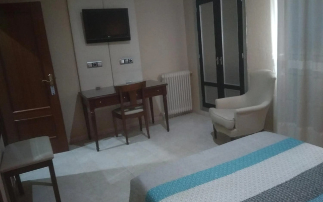 Hotel Ara