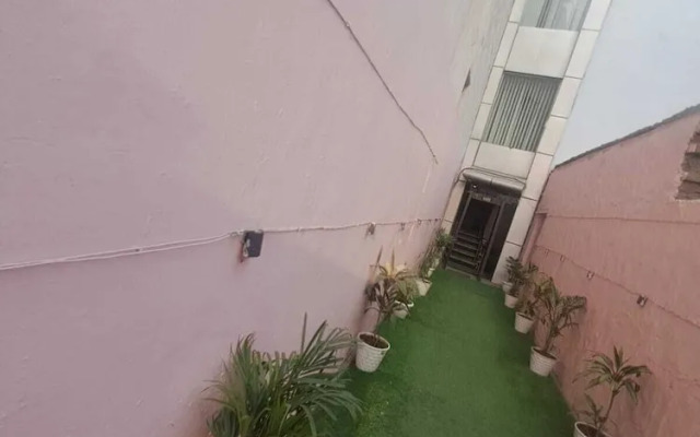 Hotel Diamond Airport