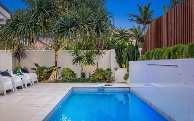 Your Luxury Escape One Coral