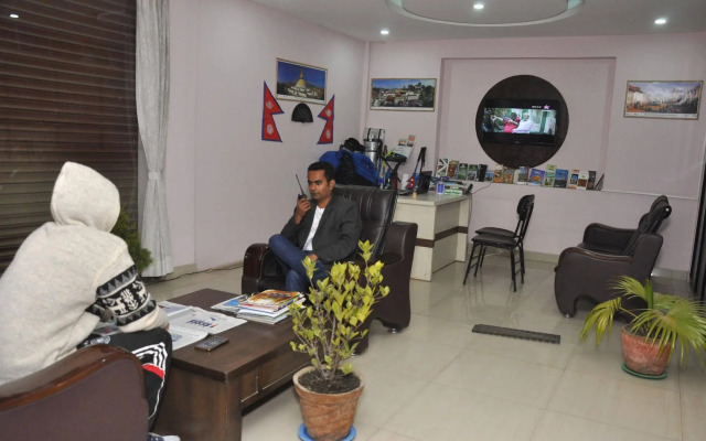 Famous House Kathmandu - Hostel