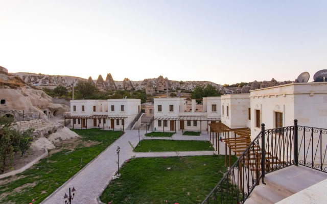 Empire Cave Hotel
