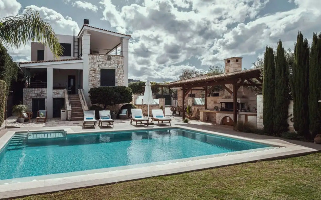 Antonia Luxury Villas