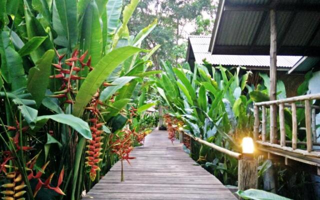 Khao Sok Cabana Resort