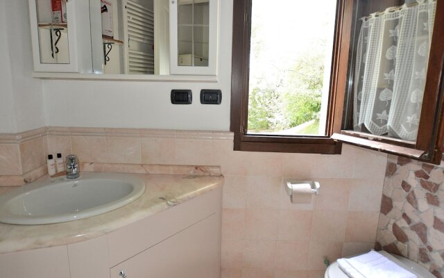 The Groom Home With Pool