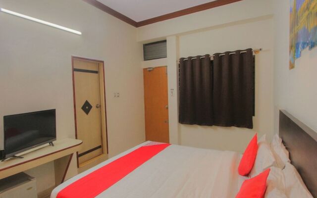 OYO Flagship 16107 SR Royal