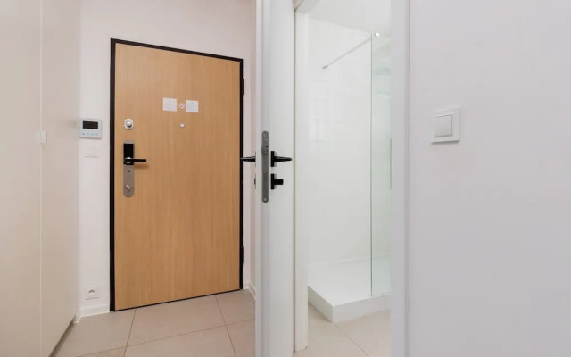 Browar Gdański 51 Apartment by Renters
