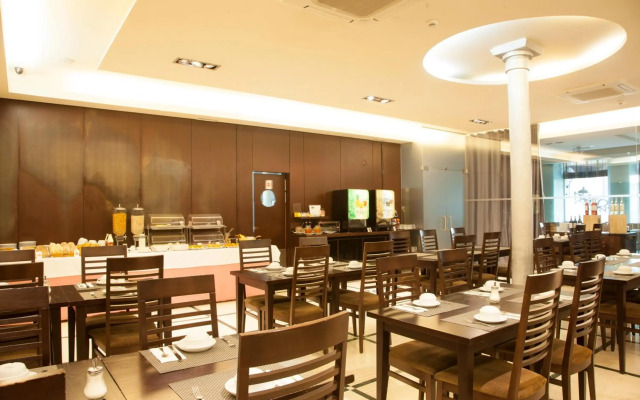 TURIM Restauradores Hotel